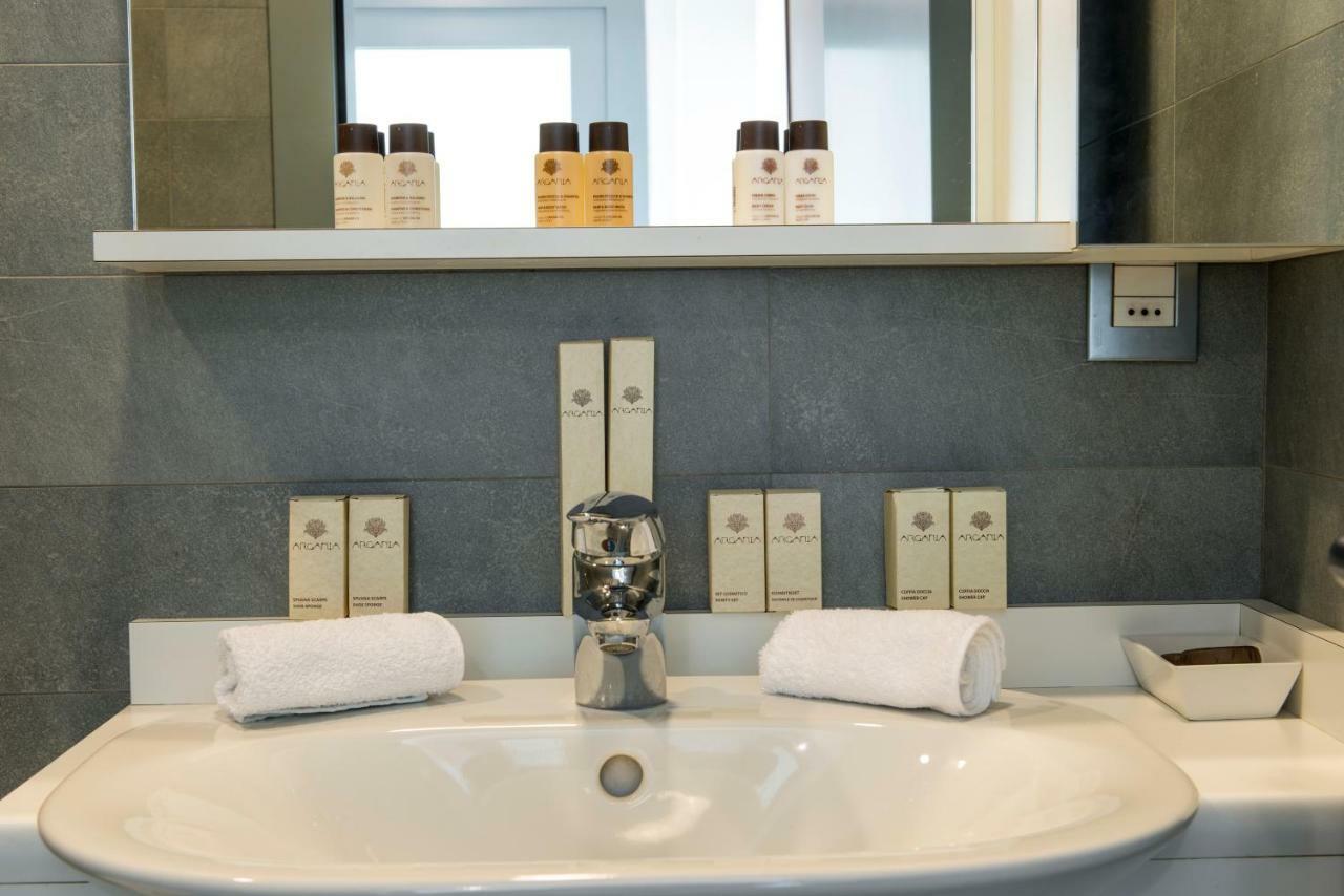 Bnbutler - Duomo Apartment - Galleria Unione 밀라노 외부 사진