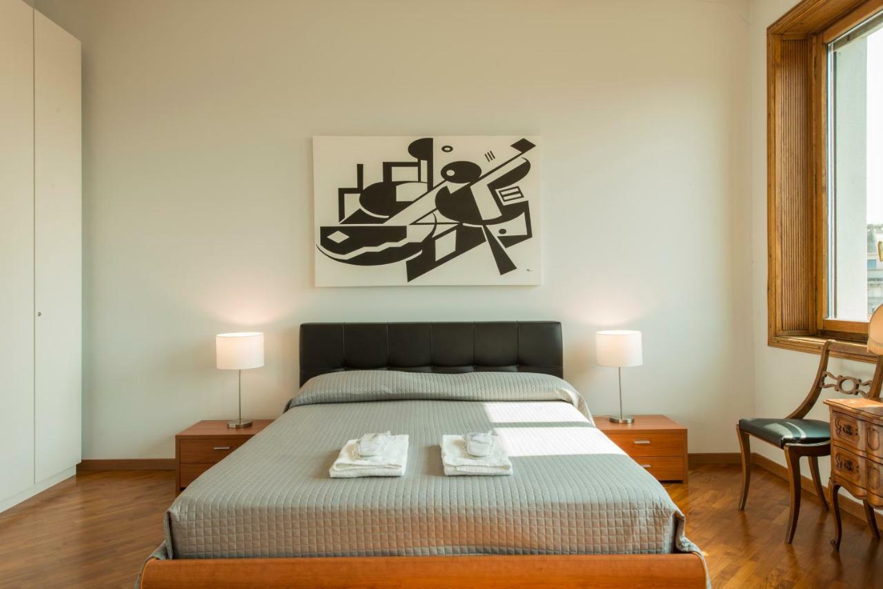 Bnbutler - Duomo Apartment - Galleria Unione 밀라노 외부 사진
